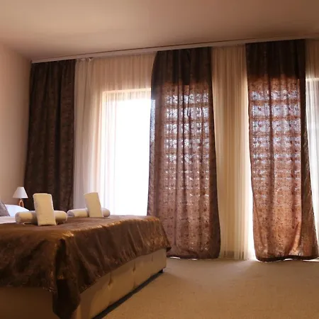 Bed & Breakfast Garden House Apatin