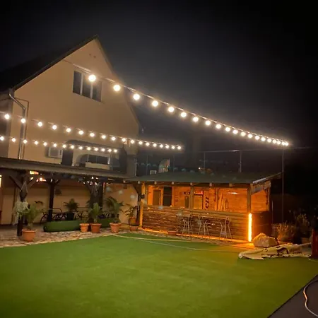 Bed & Breakfast Garden House *