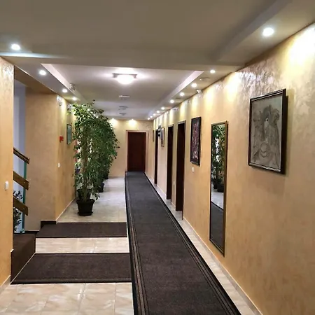 Garden House 4* Apatin