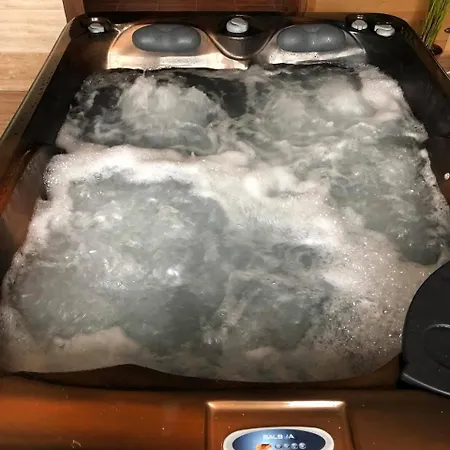 Garden House 4* Апатин